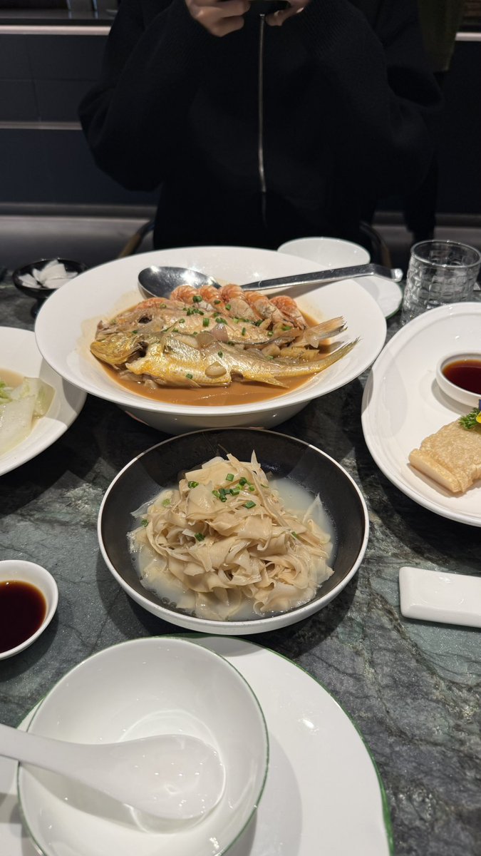 Rubycrushes's tweet photo. 중식 일식이 너무 좋음
한식이 최고지만...♡ https://t.co/EpYJRgzUhi