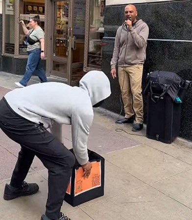 𝒀𝑽𝑬𝑺 tweet media