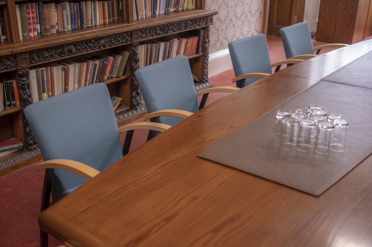 NewbattleTweets's tweet photo. Our Boardroom is ideal for strategy days and high‑level meetings — private, characterful and fully equipped for focused decision‑making.

📩 Book a showaround: events@nac.ac.uk
🔗 https://t.co/jRcTwKXAoq https://t.co/lTUxGIoyFy