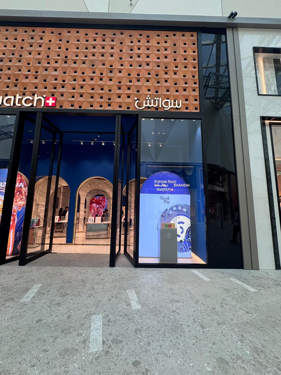 World_watchs's tweet photo. فرع سواتش في السولتير مول بالرياض يتجهز للإعلان عن تعاون اوديمار بيغيه x سواتش في 16 مايو الجاري https://t.co/lJRPmtFxrP
