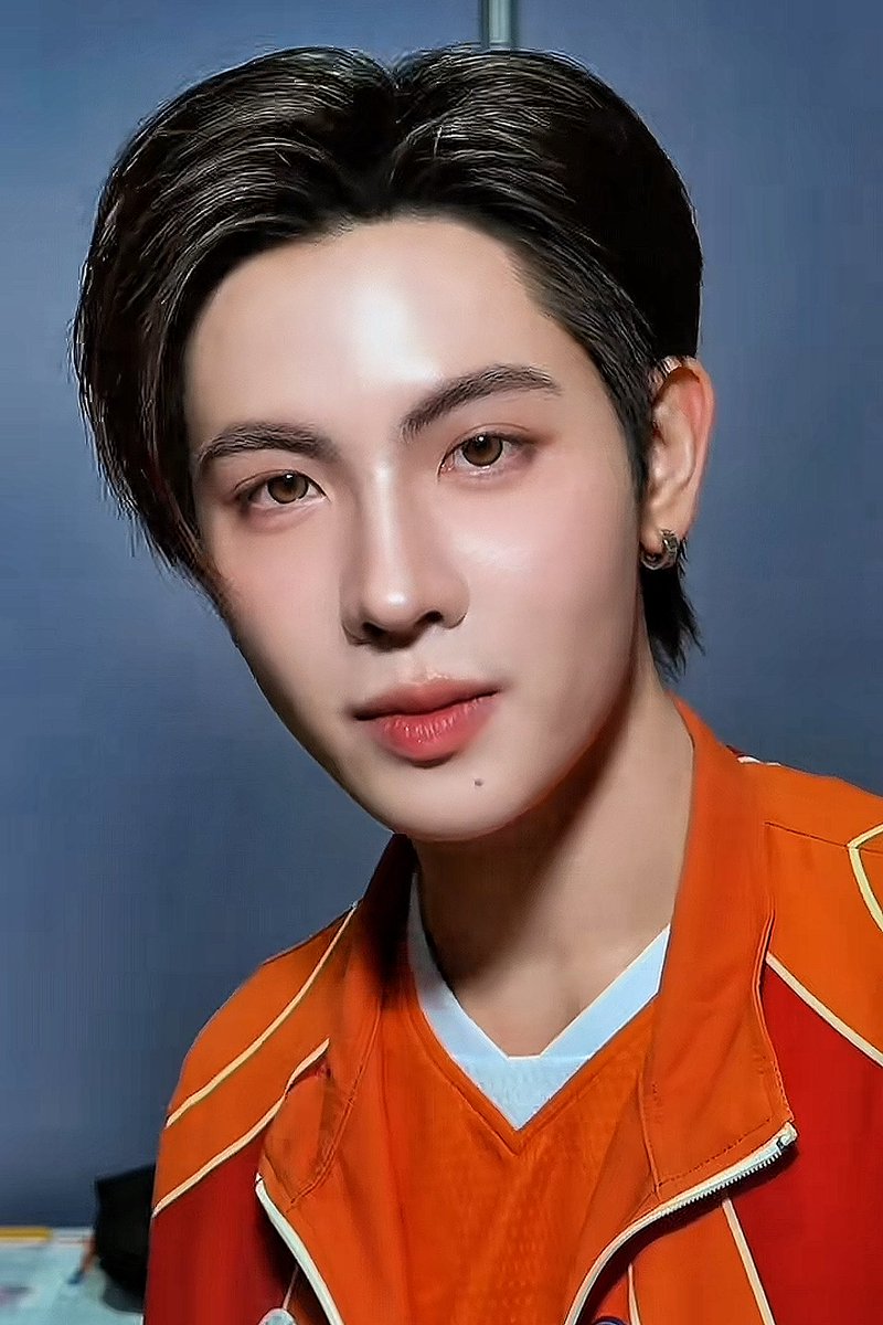 𝐅𝐈𝐑𝐒𝐓 𝐌𝐮𝐧𝐜𝐡𝐤𝐢𝐧. ₍ᐢ..ᐢ₎ tweet media