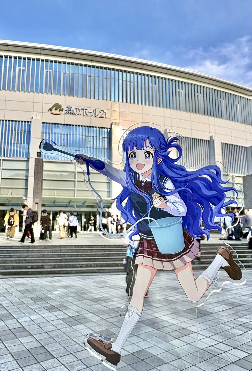 あきと tweet media