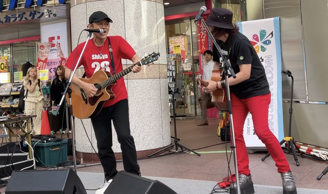 chageeath's tweet photo. 2026/5/9【栄ミナミ音楽祭】大津通り電気ビル前
〈奥村慎也〉
(リハ)案山子
(本番)なんでやねん／さよなら涙／コノホシ／TUBASA https://t.co/PJxQpFShSj