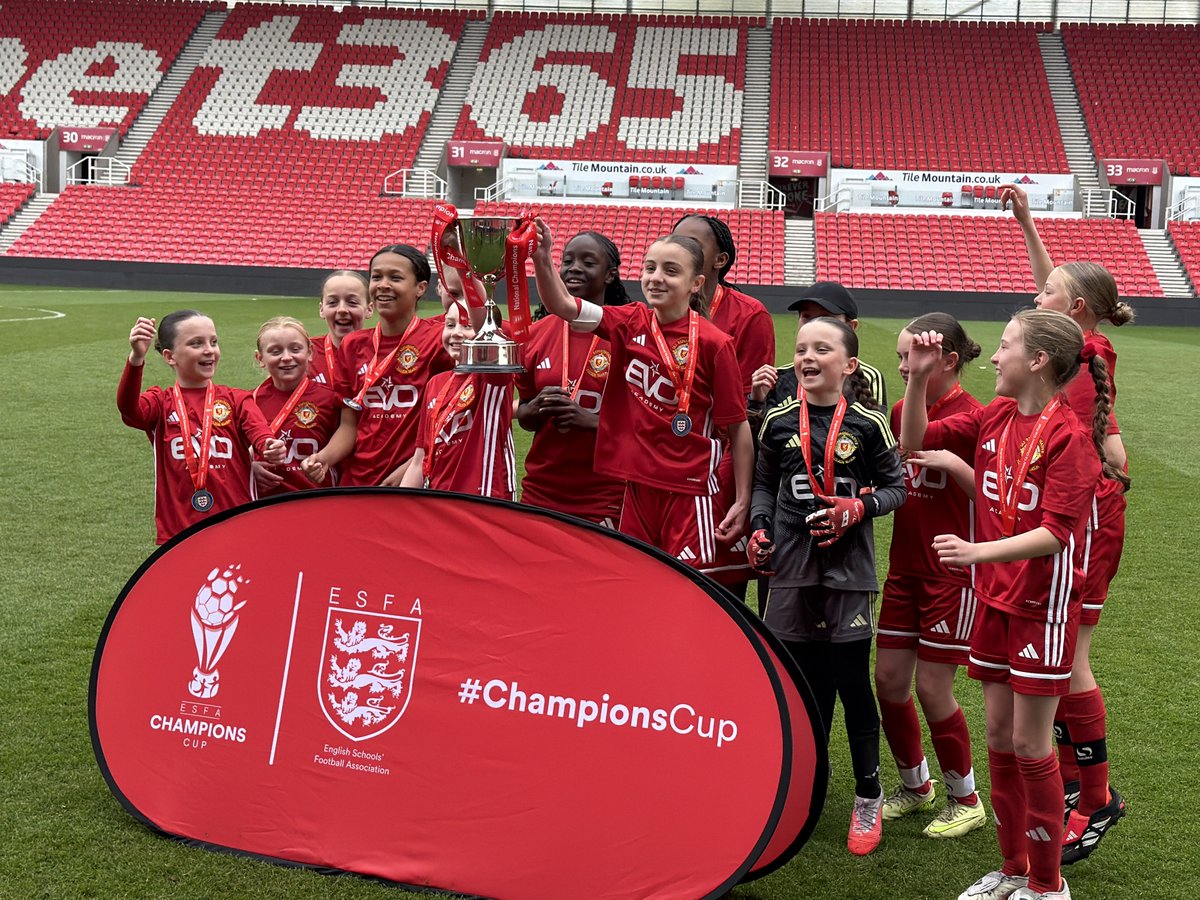 LpoolSchoolsFA's tweet photo. U12 girls national champions. Fantastic achievement to win it for the second year following their win at u11 last year. Well done everyone! https://t.co/QgJlAPt5WT