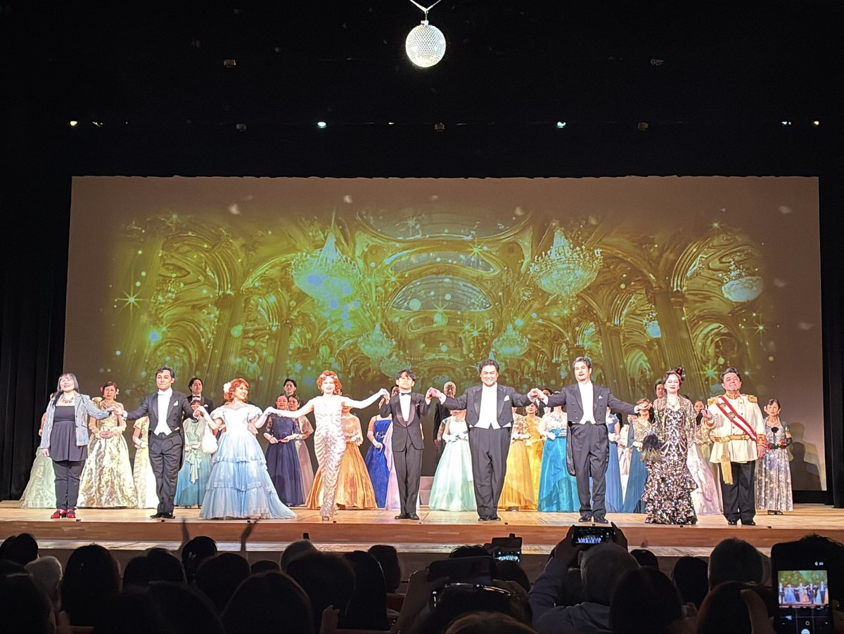 Yuko_Soprano's tweet photo. 最初から最後まで本当に楽しい公演でした✨😆

#大田区チャールダーシュの女王 https://t.co/FQnazyuSPG