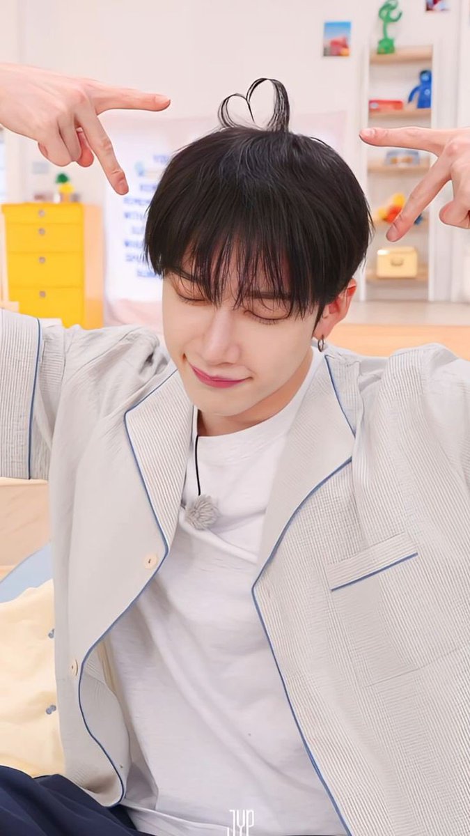 찬솔 tweet media