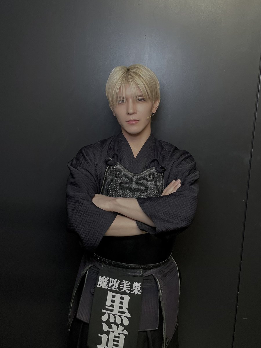 sol_xcs's tweet photo. #トゥルピ 
千秋楽ありがとうございました ·͜·

#/で皆様の感想見ていきます⸌⍤⃝⸍

21:40~インスタライブもするので是非。
https://t.co/wJI1qtJRLH https://t.co/HoQj4tZmcy
