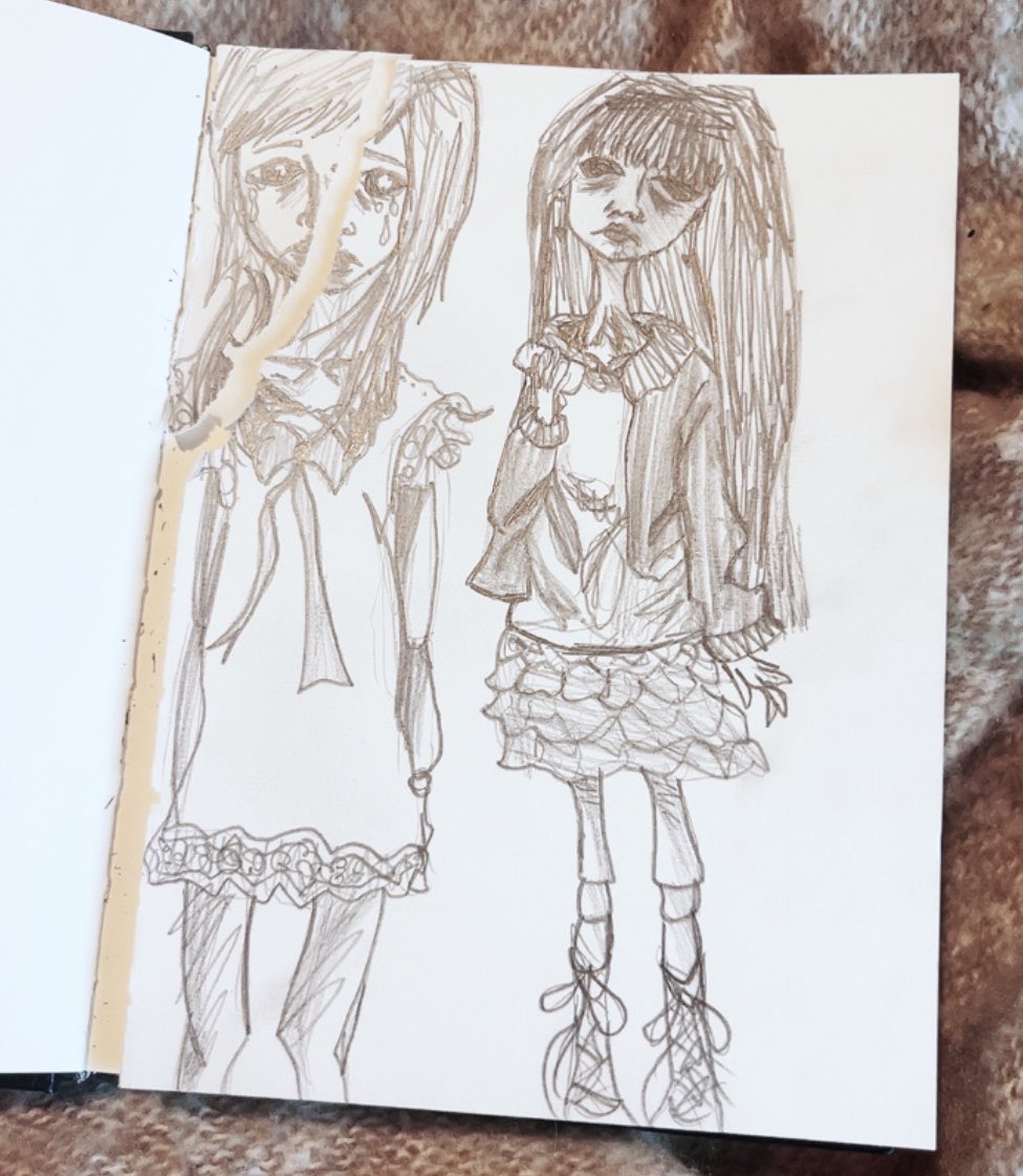 sidoks1a's tweet photo. me and my art 🥰 https://t.co/ti3080s1PB