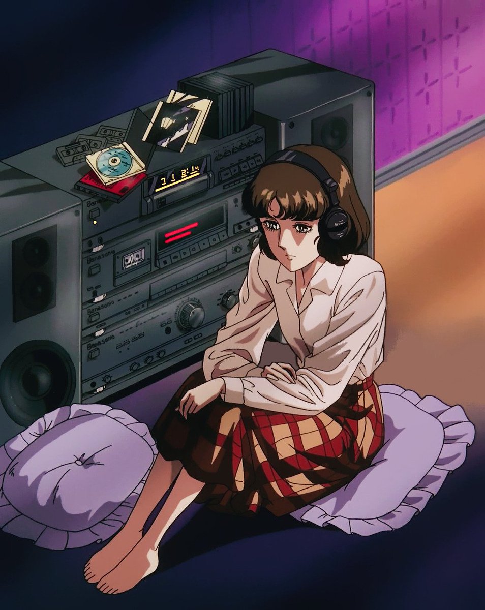 Furubafani's tweet photo. When it comes to characters wearing headphones, who comes to mind first?

Nanako. This picture reminds me of myself listening romantic radios 😭 https://t.co/tt3jMd6V7a
