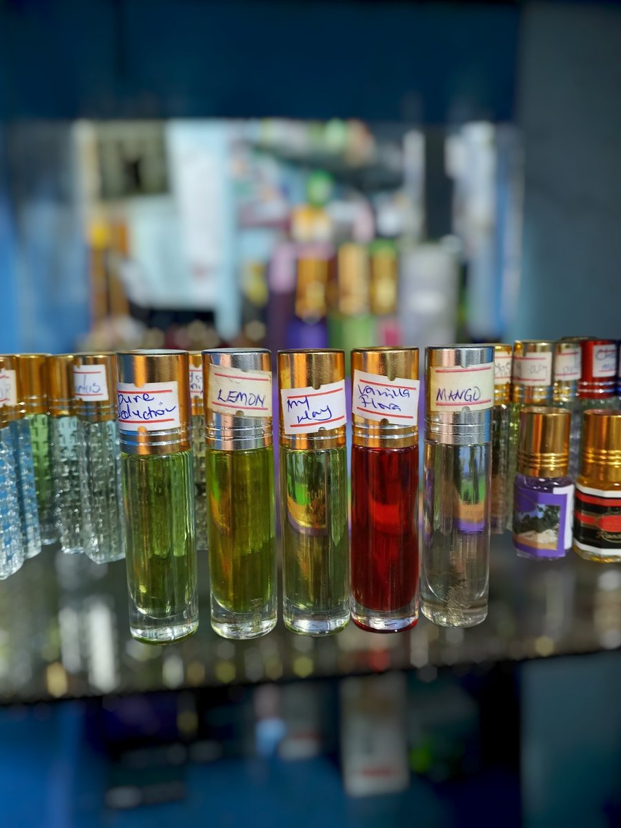 jolinecosmetics's tweet photo. Oli perfumes at its best please check out our collection now&amp; 🛒🛒🛒
#oilperfume #vanilla #straberry #myway #pinkchiffon
@jolinecosmetics #perfumes https://t.co/Hg4JmLnUOh