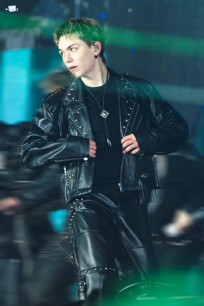 v_vPsycheros_v's tweet photo. 260404 New_ Encore 인천 Day1

🫶

#한솔 #버논 #최 #Hansol #Vernon #Chwe https://t.co/sCtPaMs4WI