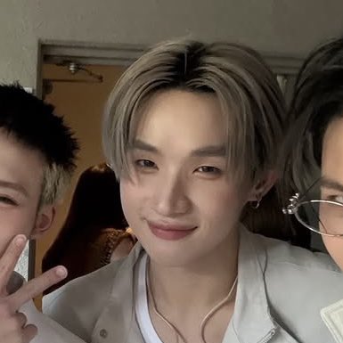 beurshii's tweet photo. แป๋วมานี่มา 😭🤲🏻

#hongshihoshi https://t.co/FjVC36Z1kk