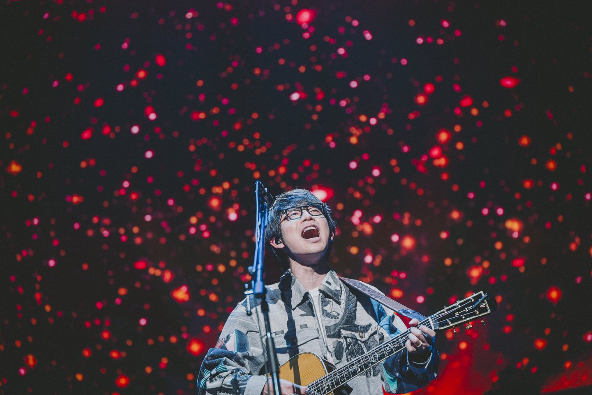 wwschannel's tweet photo. 川崎鷹也、約束の地・大阪城ホールでの初単独公演が大成功。<ライブレポート>
▼写真・記事の詳細はこちら
https://t.co/ScN4HdR9c0
#川崎鷹也 #まだ夢の中 #大阪城ホール #日本武道館 #僕と僕 #HallTour #単独公演 #ライブレポート
@kawasaki_takaya https://t.co/XdO9XoqOGu