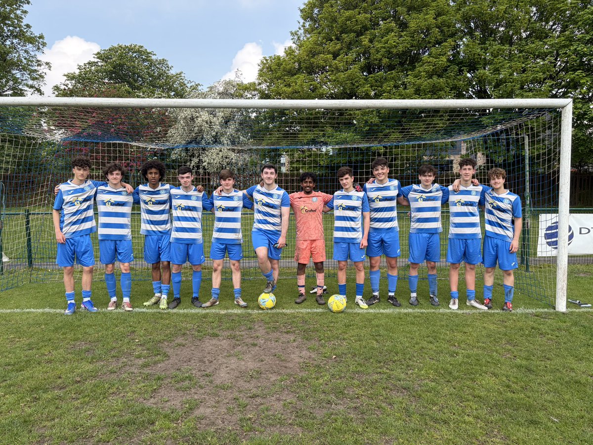 Foulkes3y's tweet photo. Sad day now my Maghull Team finally ending. 10 years coaching them from u9s thru to u18s, gutted but very proud of what they achieved, few 🏆s in the bag and coaching a great group including my own lad. With this and me leaving FC Bootle dnt know what i’ll do with myself🤣 ⚽️❤️ https://t.co/V5TXzL5Qew