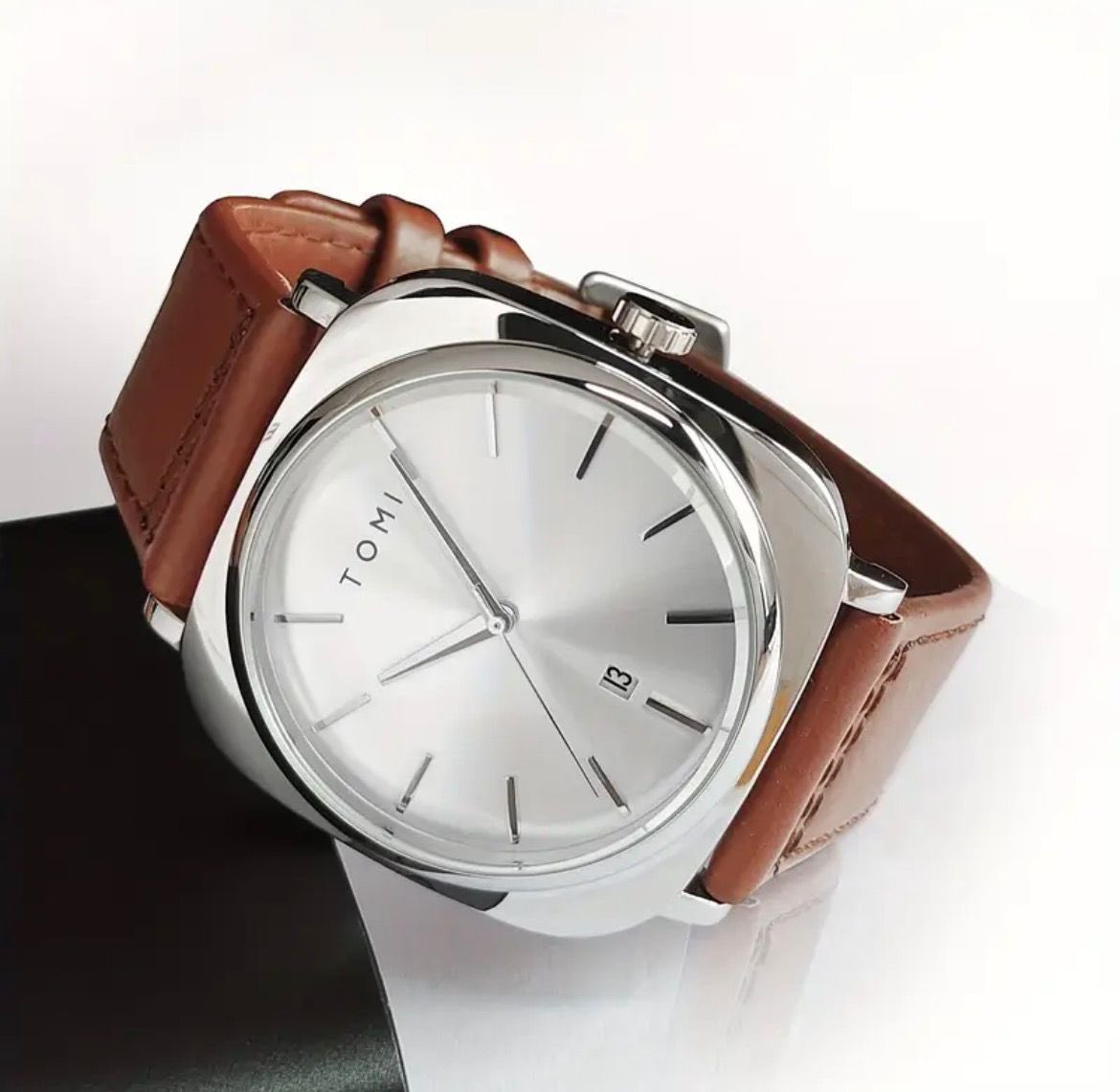 Heis_Possy's tweet photo. Quality Leather wristwatch at an affordable price😮‍💨👌🏽
Nationwide delivery 
Send a Dm to order https://t.co/kOvS9rrguC