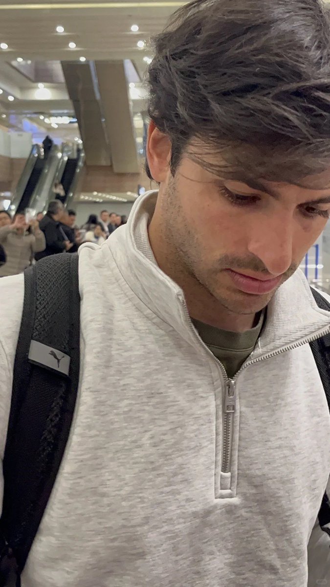 carlos sainz archive tweet media