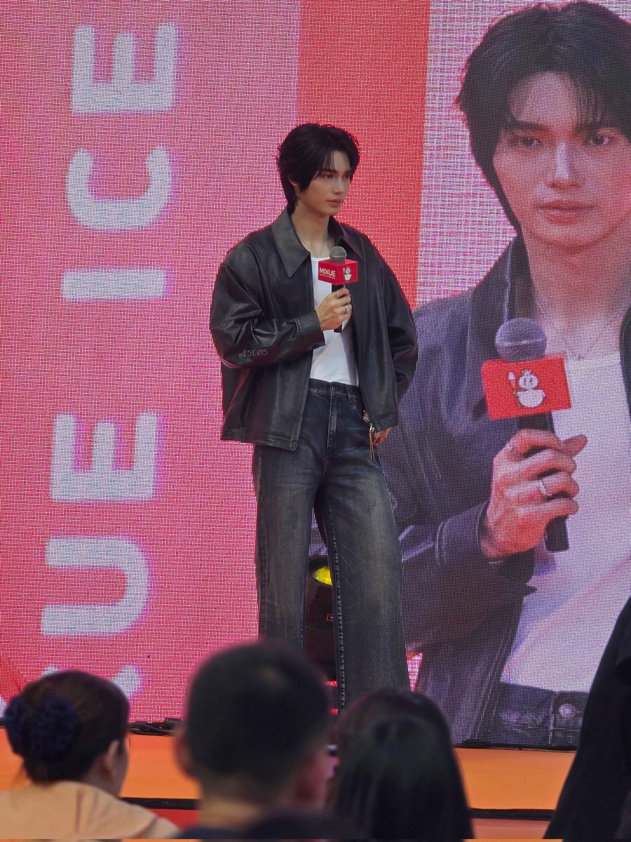 สุดหล่อออ

MIXUE ORANGE X MGR WIN 

#ManagerWin
#WinYourDayWithMIXUEOrange
#winmetawin
