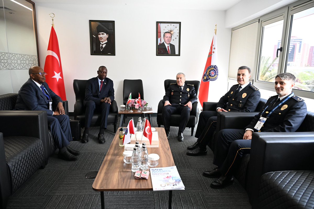 TurkishPoliceFA's tweet photo. Within SAHA 2026, Deputy Director General of the Turkish National Police, Assoc. Prof. Dr. Mustafa ÇALIŞKAN met with Burundi Police Director General Joseph NINTERETSE in İstanbul to discuss joint security cooperation. https://t.co/ZsVvxqkdZ5