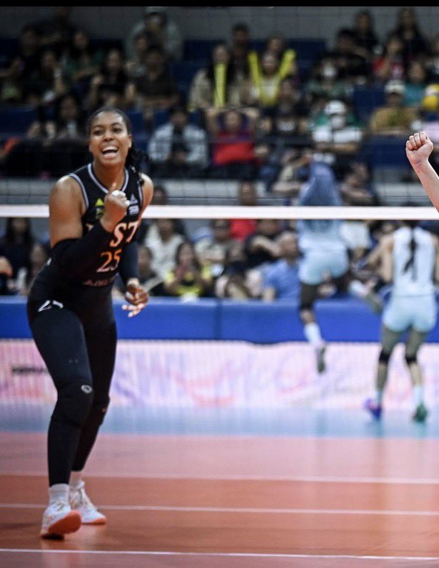 blckgldblckwht's tweet photo. Postseason stats

vs FEU
2 points
💥 1 attack (14% succ%)
🙌🏼 1 block

vs NU
4 points
💥 2 attacks (100% succ%)
🙌🏼 2 blocks

📸:@uaap_official 
#GoUSTe🐯🖤💛
#UAAPSeason88 https://t.co/9g9ERvoyYu
