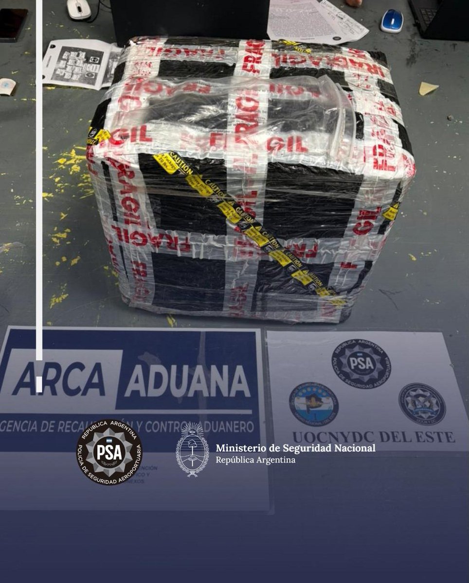 POLICÍA DE SEGURIDAD AEROPORTUARIA tweet media