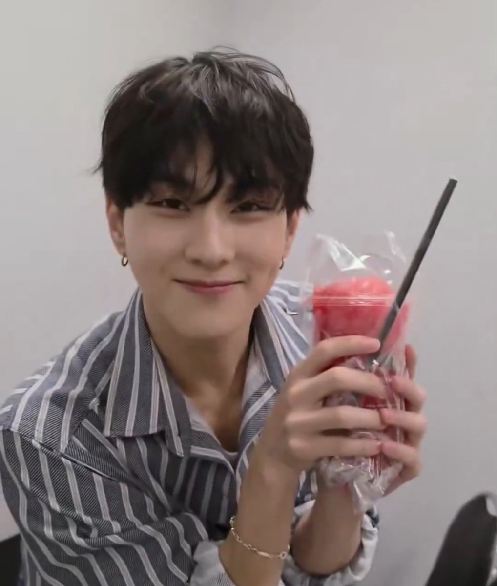 พอปอ เจควอนจงแมส♡🦮🐈 tweet media