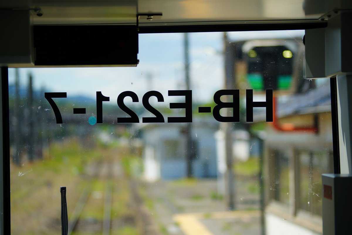 ron3104's tweet photo. ＃八高線　#新緑　#鉄道写真
新緑と八高線をテーマに撮ってみました📷 https://t.co/MoVwGwt1OU