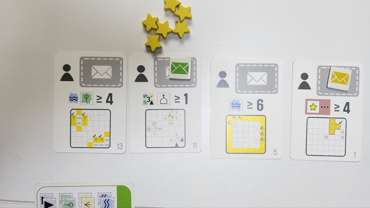 DimidiumB's tweet photo. @lazini_game さんの『Tiny Dice Town Duel』。 3つのダイスで図形・環境・建物を選び街を作るパズルです。一見正解があるようで、実は多様な戦略が広がる点に感服しました。敗北しても「やり遂げた！」という充実感が残る、本当によいゲームだと感じました。 https://t.co/TkEgkDXWqW