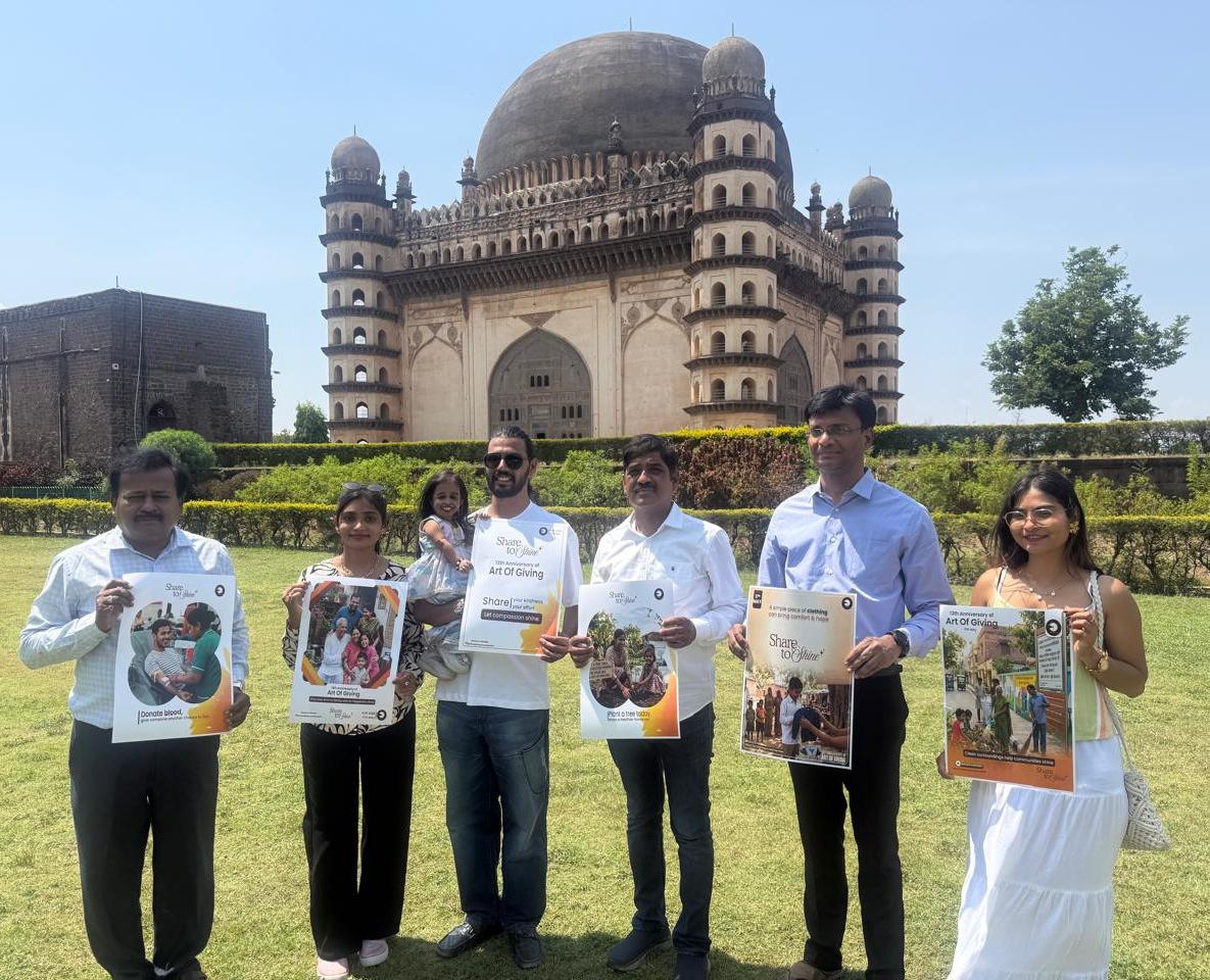 artofgiving_net's tweet photo. As part of the 13th International Day of Art of Giving celebrations, the AoG 2026 theme poster “Share to Shine” was unveiled at the historic Gol Gumbaz in Vijayapura, Karnataka — one of the largest tombs in the world.

The poster was released by Jyoti Amge, the Guinness World record holder and the world’s shortest woman making the occasion a powerful symbol of inclusivity, humanity, and empowerment. The event was held under the observation of Shifa Jamadar, Karnataka State Youth Convenor of Art of Giving, with the aim of spreading the message of compassion, unity, and collective growth through AoG 2026.

#ArtOfGiving #ShareToShine #AOG2026