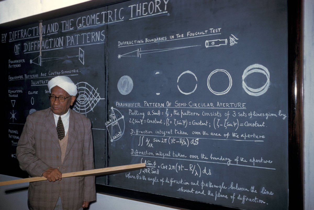 Physics In History tweet media
