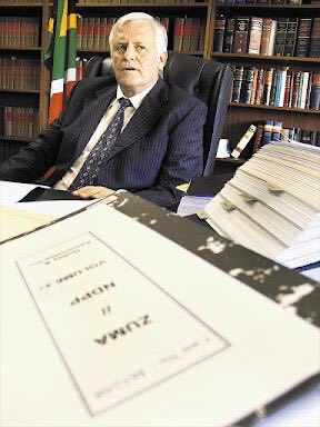 Sentletse's tweet photo. We are often told that the public must refrain from criticising judges whose rulings appear inappropriate or biased; yet several have been found guilty of misconduct, such as:

- Judge John Hlophe: Impeached for attempting to influence Constitutional Court judges.

- Judge Timothy Victor: Found guilty of improper handling of a case and conflicts of interest.

- Judge Robert Henney: Found guilty of improper conduct during trials and potential bias.

The list is endless. 

Judge Chris Nicholson was not charged with misconduct but the SCA in the Mbeki and Zuma matter dismissed his judgement as incomprehensible, unwarranted, and irrelevant judgment by ambush. 

We must resist the urge and pressure to treat judges as infallible. Like public officials across branches of government, they too must face public scrutiny and accountability.

The idea that judges must not be criticised is preposterous.