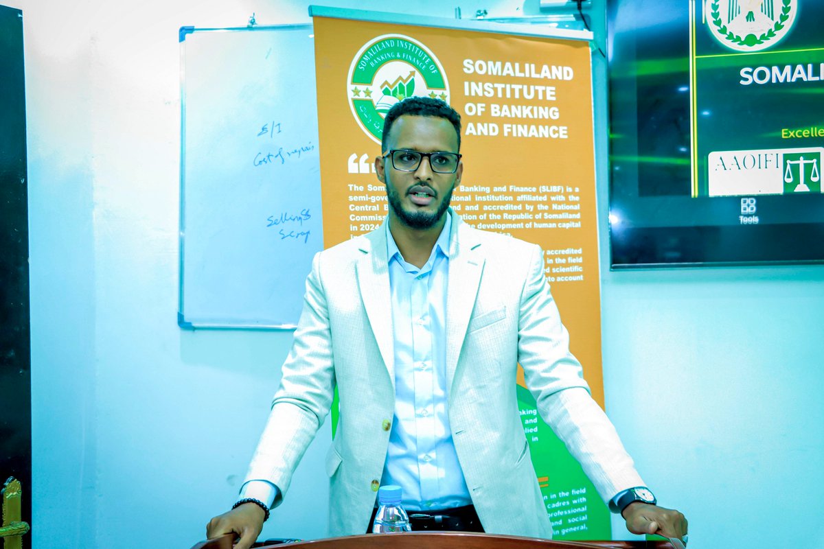 AmanahInsurance's tweet photo. Shaqaalaha Amanah  ayaa ka qaybgalay tobabar ku saabsan Motor Insurance oo ay soo qabanqaabisay Somaliland Institute of Banking and Finance (SLIBF) Waaxda Risk Management ee Amanah ayaa soo bandhigtay talooyin muhiim ah oo lagu horumarinayo wacyigelinta caymiska gaadiidka
#Amanah https://t.co/umHUDy3ZLw
