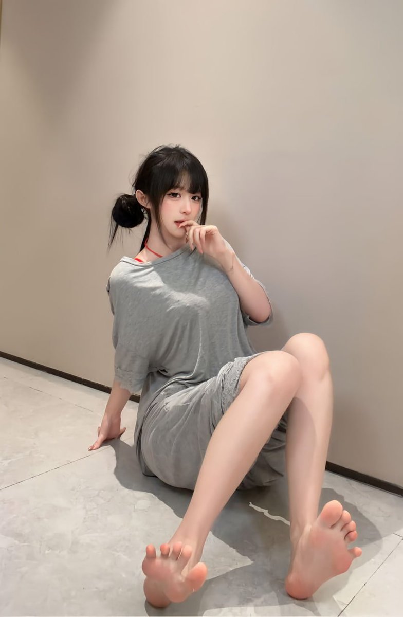 如果现在我出现在你面前，你会先做什么？ https://t.co/JHoaMo0Elf