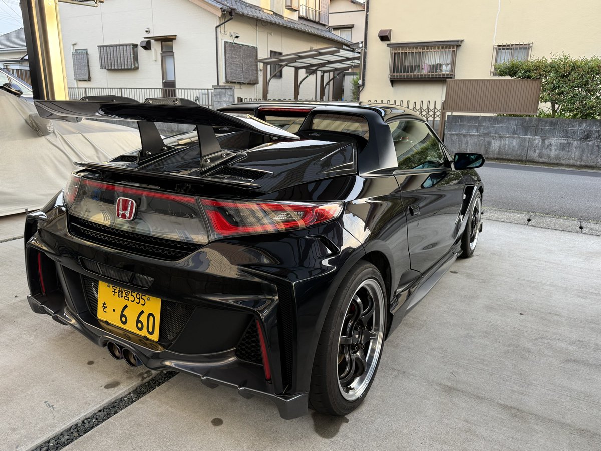 n_tRX8's tweet photo. 今日はS660の洗車
ボンネットは友達が自分でやったガラスコーティングのムラがヒドかったのでLilさんのLで軽く磨いた
仕上げはLumeaで
明日イベントに参加するようなのでたくさん自慢してきてほしい
#Lil_Detail_lab
#L
#Lumea https://t.co/hxUOjqL2kQ