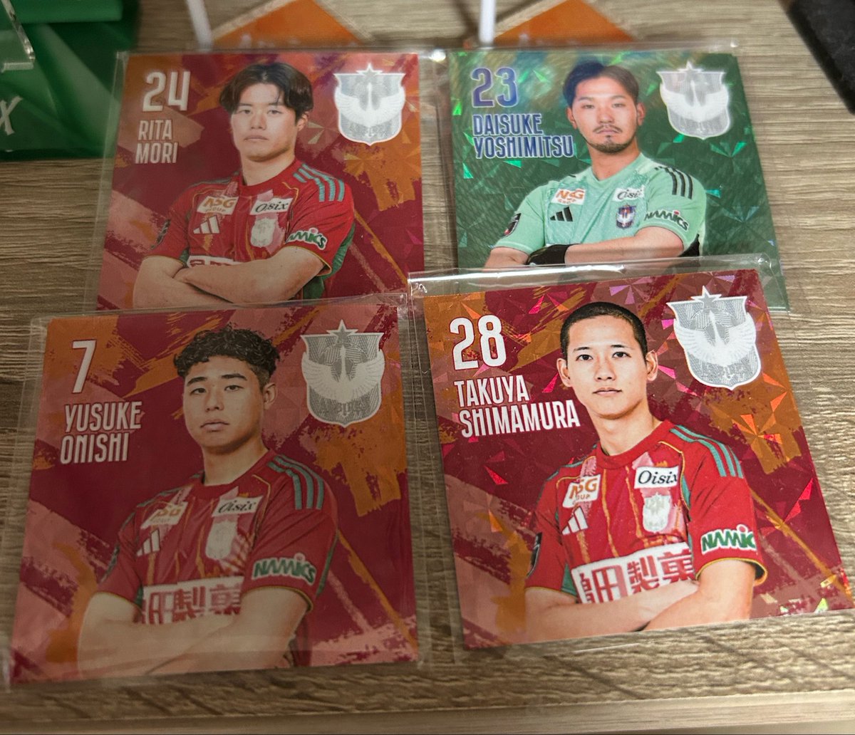 diablomon's tweet photo. 譲
キラキラネームキーホルダー 8,38
ガラポンクッション30(サインなし)
ブリスターキーホルダー 40
ブンブンフラッグ 3,71
ホロステッカー 7,23,2428
ユニフォームアクセサリー 99

求
定価or同種の77,64

#albirex
#アルビレックス新潟 https://t.co/Juyith7C19