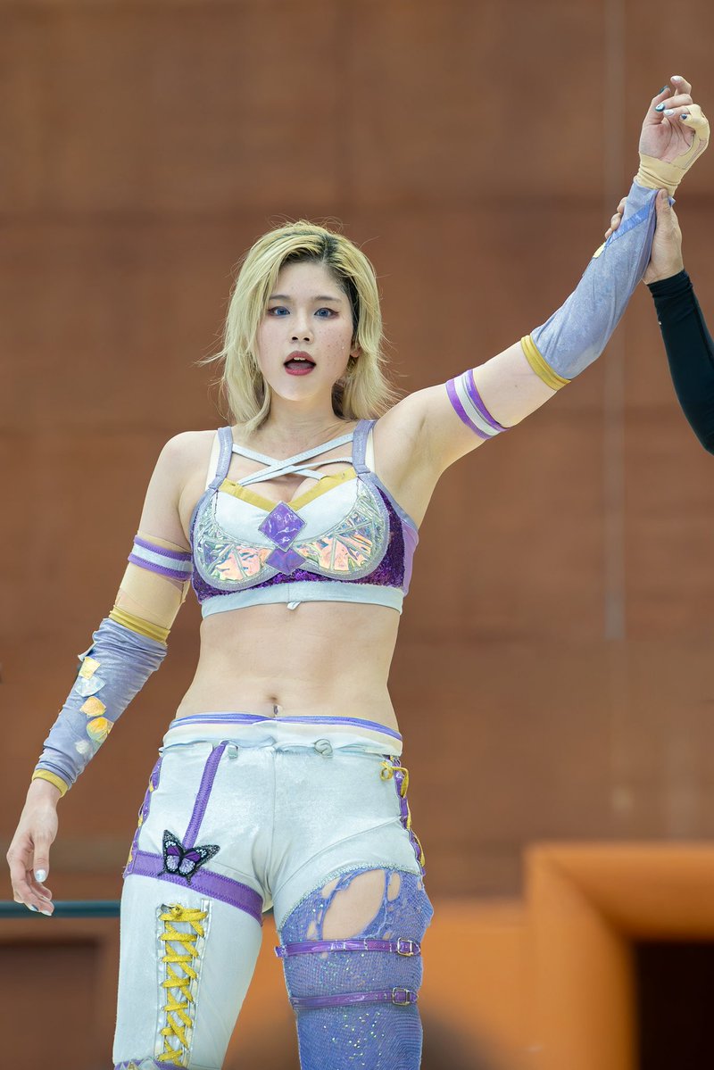 天麗皇希