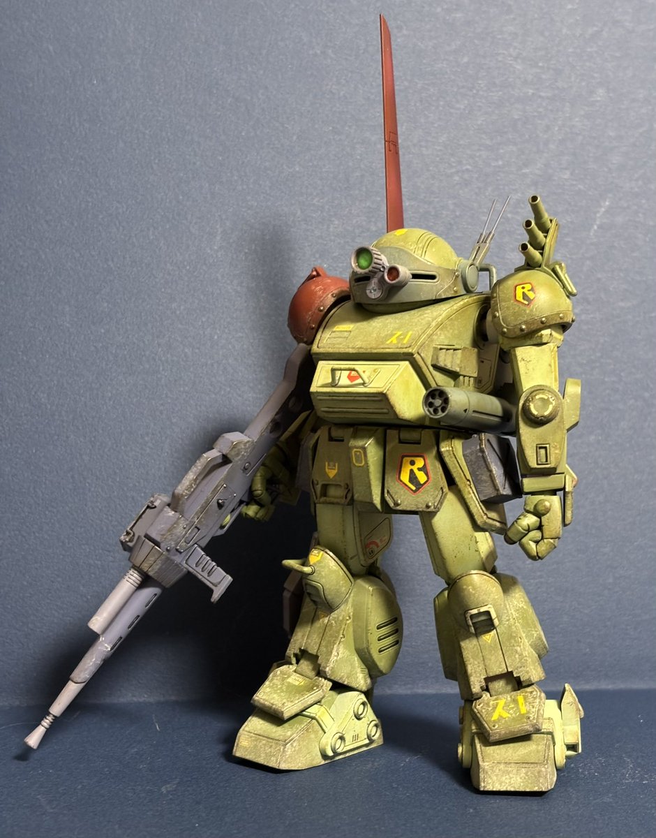 daisya66's tweet photo. WFで購入した、タイタンさんの1/35リーマン機改造パーツでリーマン機完成。造形はもちろんのこと、ブレードアンテナ2本入っててお得なお値段でステキでした。

#ボトムズ
#毎月9日は09系ATの日 https://t.co/yQvP1PommY