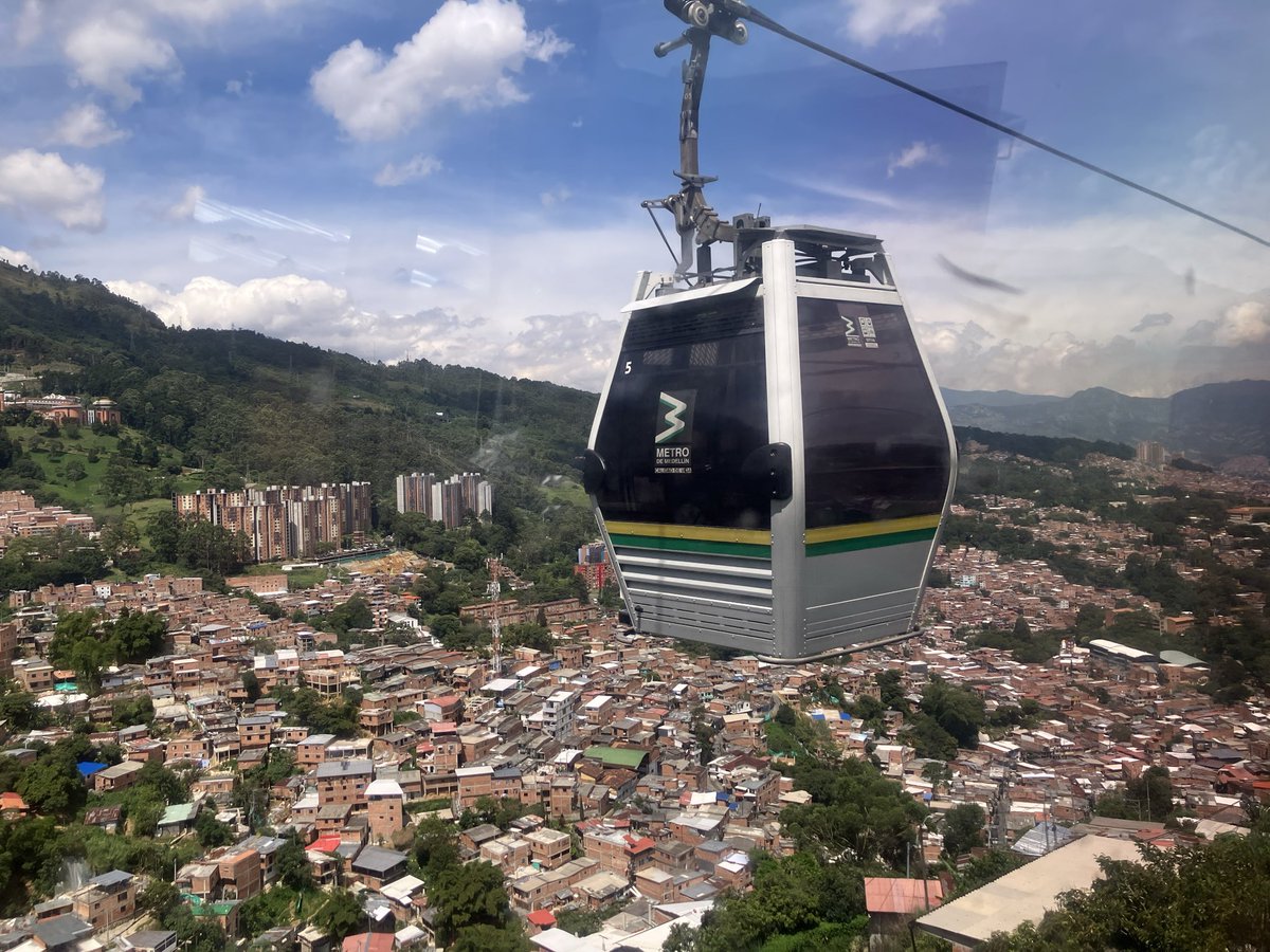 teatime4pm's tweet photo. Medellín 🇨🇴 https://t.co/NIJ4iWbmPO