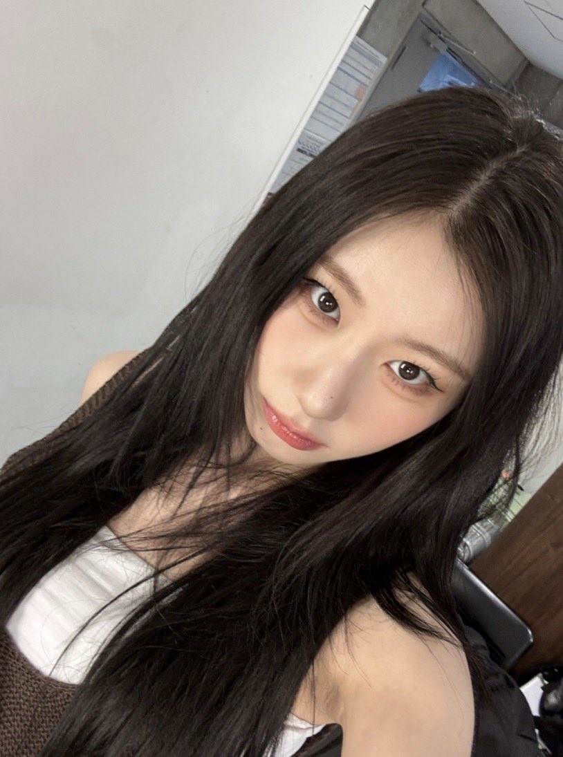 Post by itzy pics on X: 🦊🫧