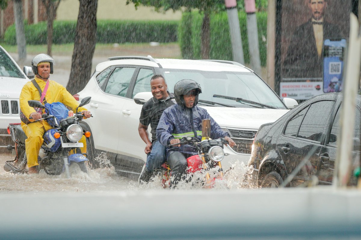 CryptoMotoApp's tweet photo. Riding in the rain doesn’t have to be scary 🌧️🏍️

Slow down, stay smooth, increase your following distance, and trust your bike. Confidence in wet conditions comes with technique &amp; preparation. ⚡

Read more: https://t.co/gqRhcdhpPC

#Motorcycle #RainRiding #RideSafe #BikeLife https://t.co/PLaAMcebiy
