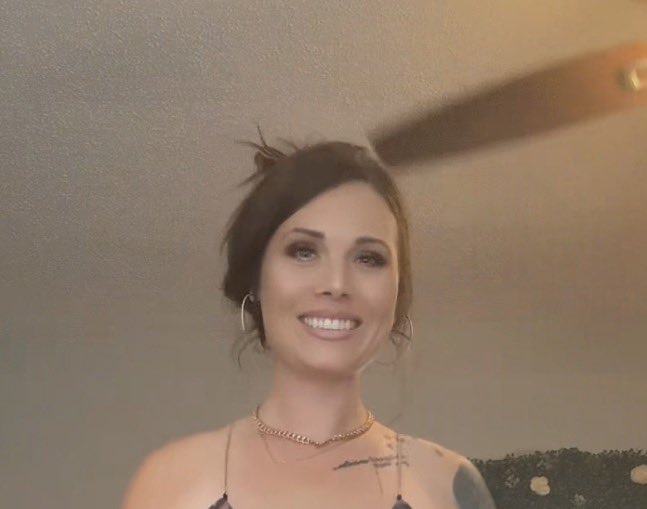 Kelly Bisson tweet media