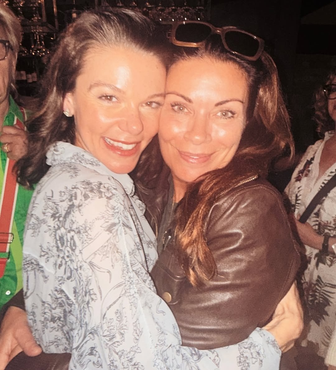 eternitydropped's tweet photo. Ali and Faye

Connor sisters reunited, this is SO cute😭🥺🫶 https://t.co/n141hn22hA
