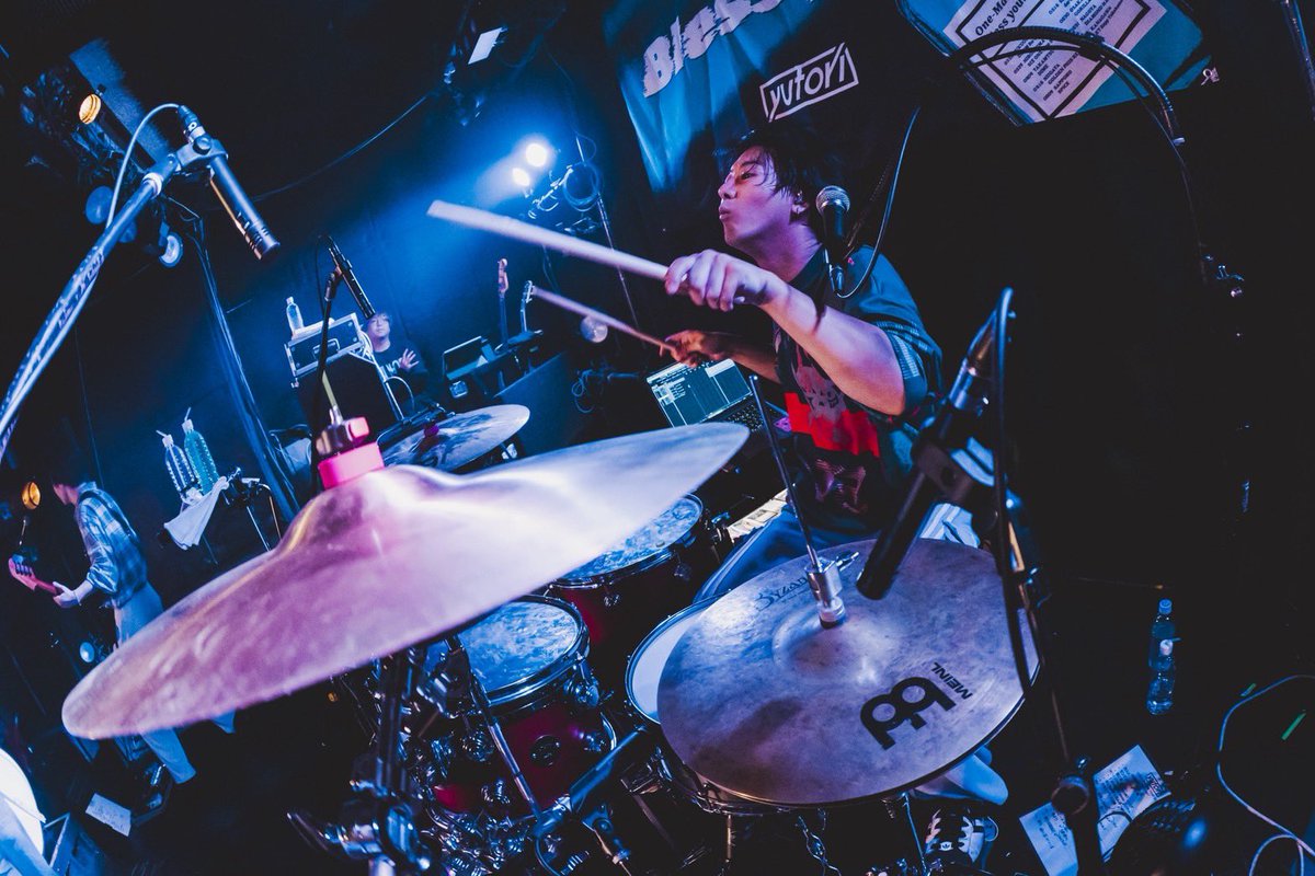 yutori__band's tweet photo. 〜solo shot 〜 https://t.co/vpNcoAbEKL