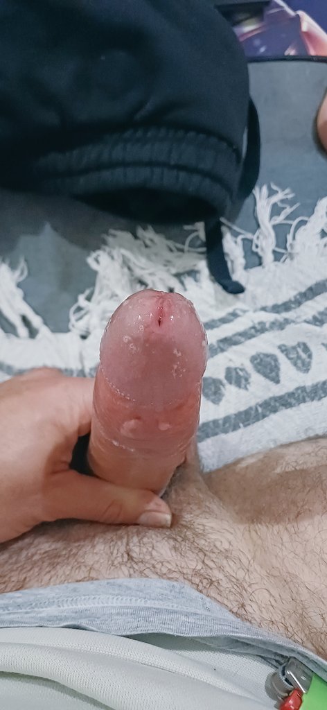 Calph17's tweet photo. Bonne queue de Daron a besoin de se faire traire dans le 83 😋 

@FrenchiesCocks 
#Frenchcock #gay #bi #planQ #bigdick https://t.co/jkq7HiEJDL