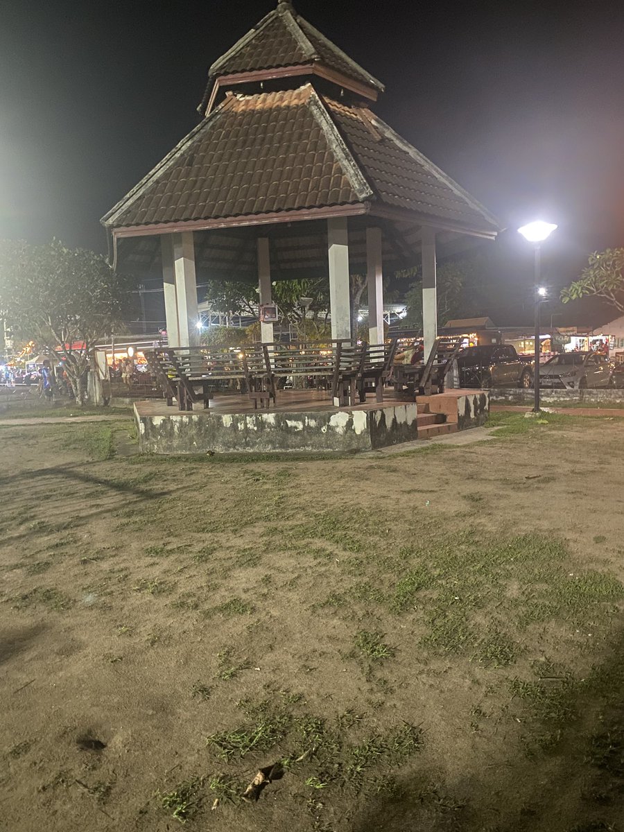 nathaphumin347's tweet photo. สวนหลวง ร.5  ทุ่งสง นัดได้น่ะงับ #ทุ่งสงนัดเย็ด https://t.co/m6Z2jc3Fbu