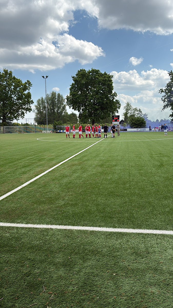 VoetbalverenigingDodewaardvolgersupporter tweet media