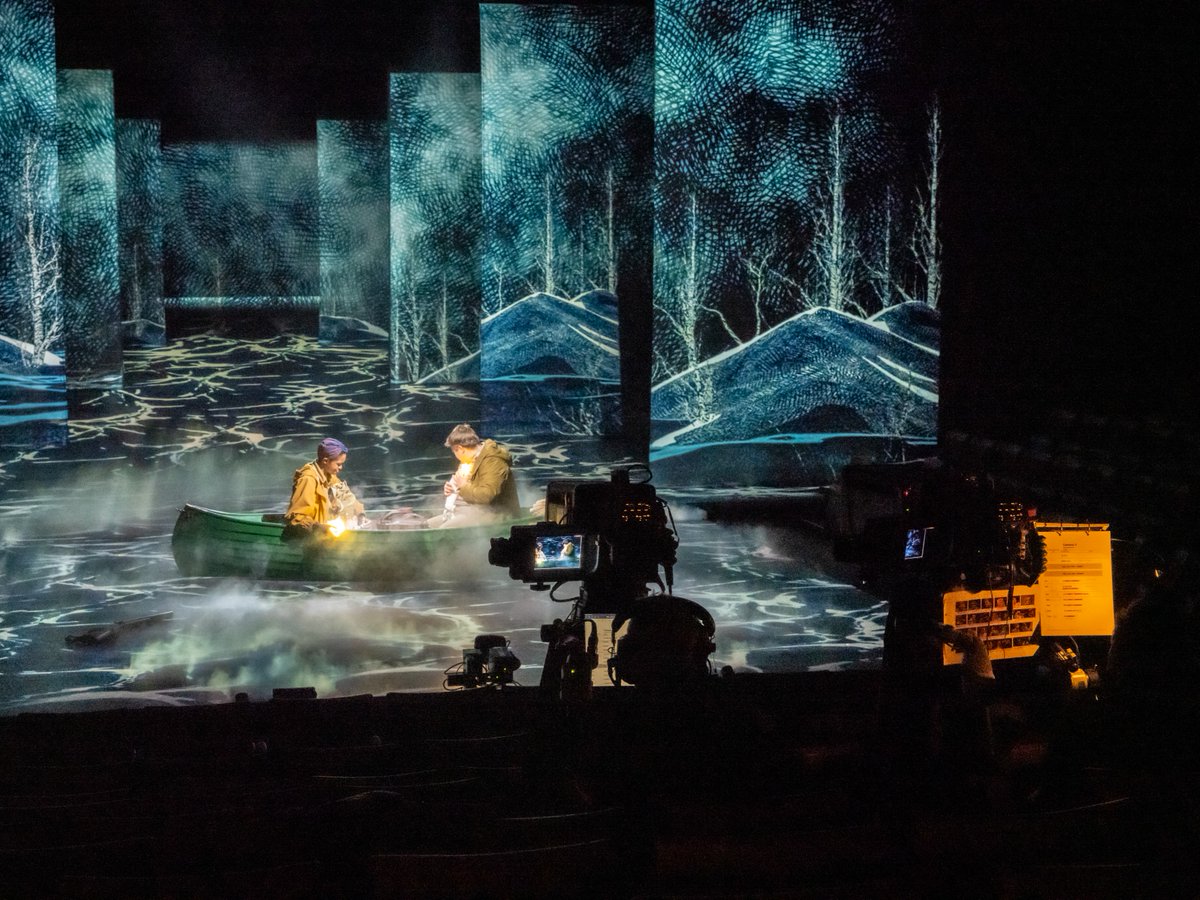 National Theatre Live tweet media