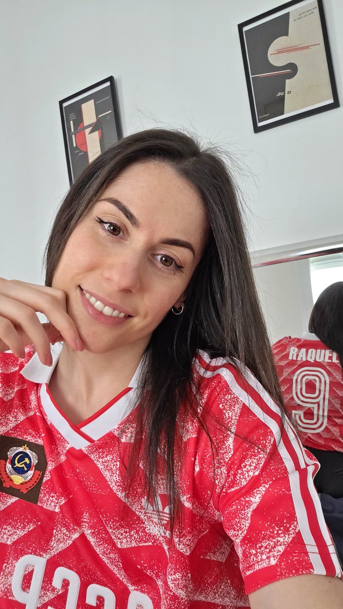 Raquel 🍉 tweet media