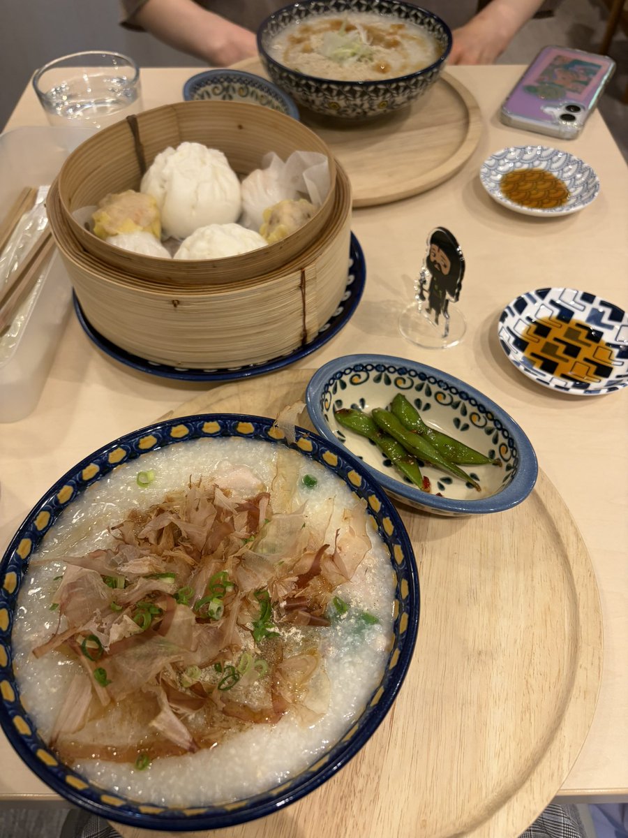 sigewataru's tweet photo. 行きたいな〜と思ってる間に閉店される事になってしまった😭😭😭、３米３練馬店で晩御飯食べた！！！全部美味しかった〜！！！✨✨今日はごぼうのお粥にしたんだけど、他にも食べてみたいお粥ばっかりだからまた行きたい…！！！ https://t.co/5ZV85ZLMl7