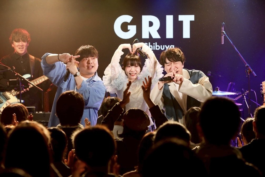 manamimushiii's tweet photo. K.M.K.東名阪TOUR
無事閉幕いたしました！

7年ぶりのK.M.K.。
ステージへ上がるとたくさんの方が待っていてくれて、すっごくうれしかった！
本当にありがとう。

K.M.K.の旅はひとまず今日でおしまい。
またいつか、えがおで会いましょう。

大盛りの愛を込めて！

🕺🕺🕺

#K_M_K https://t.co/aBByp9ptFK
