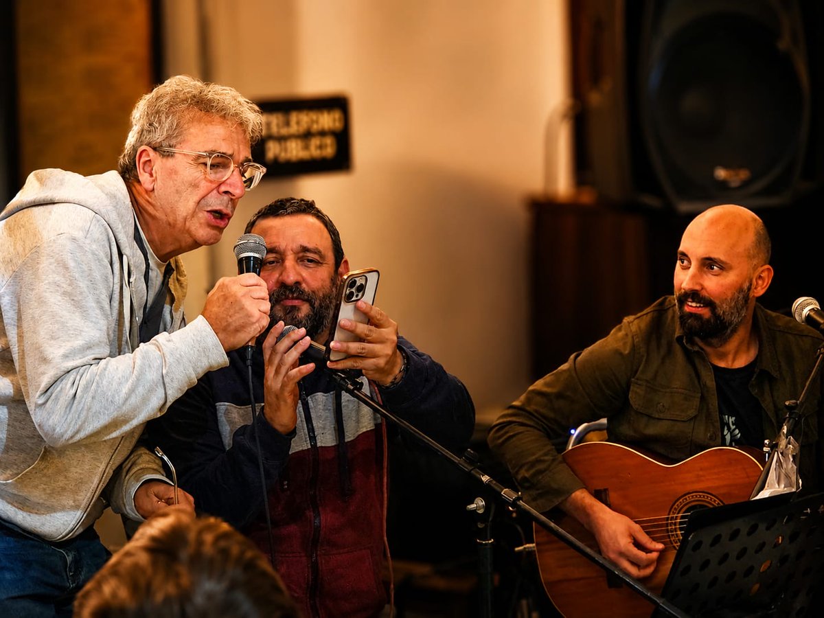 mxicart's tweet photo. Primera presentación de nuestro libro en Argentina, acompañados por Ignacio Copani @facardozo https://t.co/Rx4pXWU2pI